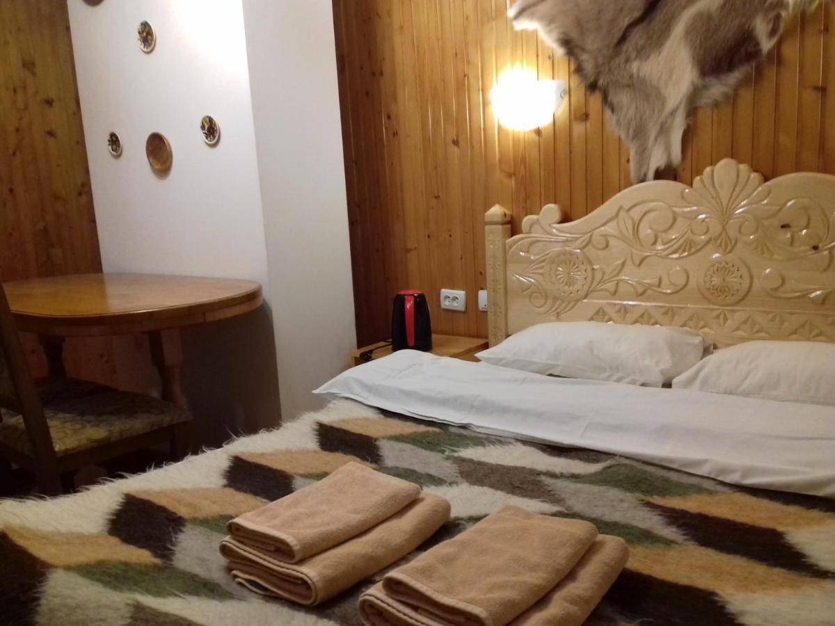 Guest House Grunyk Yaremche Exterior photo